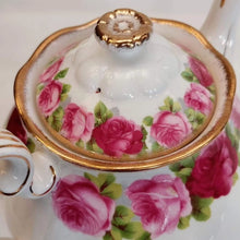 Load image into Gallery viewer, Royal Albert large (6-8 cup) 'Old English Rose' teapot