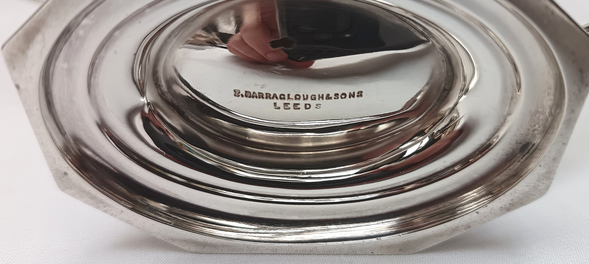 Elegant Art Deco Hallmarked Sterling Silver Sauce Boat – Hawksworth Eyre Birmingham 1934 | Timeless English Tableware