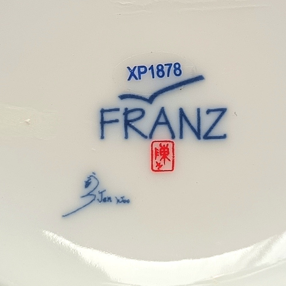 Franz Porcelain Collection | Papillon Butterfly | Butterfly Teapot | XP1878 | Designed & Sculpted by Jen Woo | c.2001