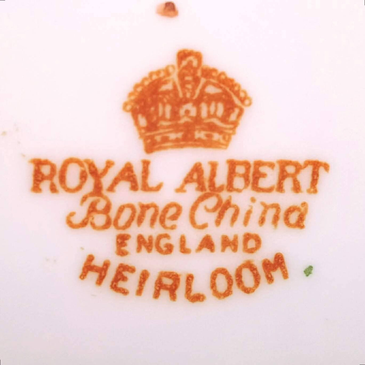 Royal Albert 'Heirloom' Pattern No. 4534 | Large 6–8 Cup Teapot | English Bone China | Imari Cobalt Blue, Burnt Orange & 22ct Gold | Made in England | Mint Condition