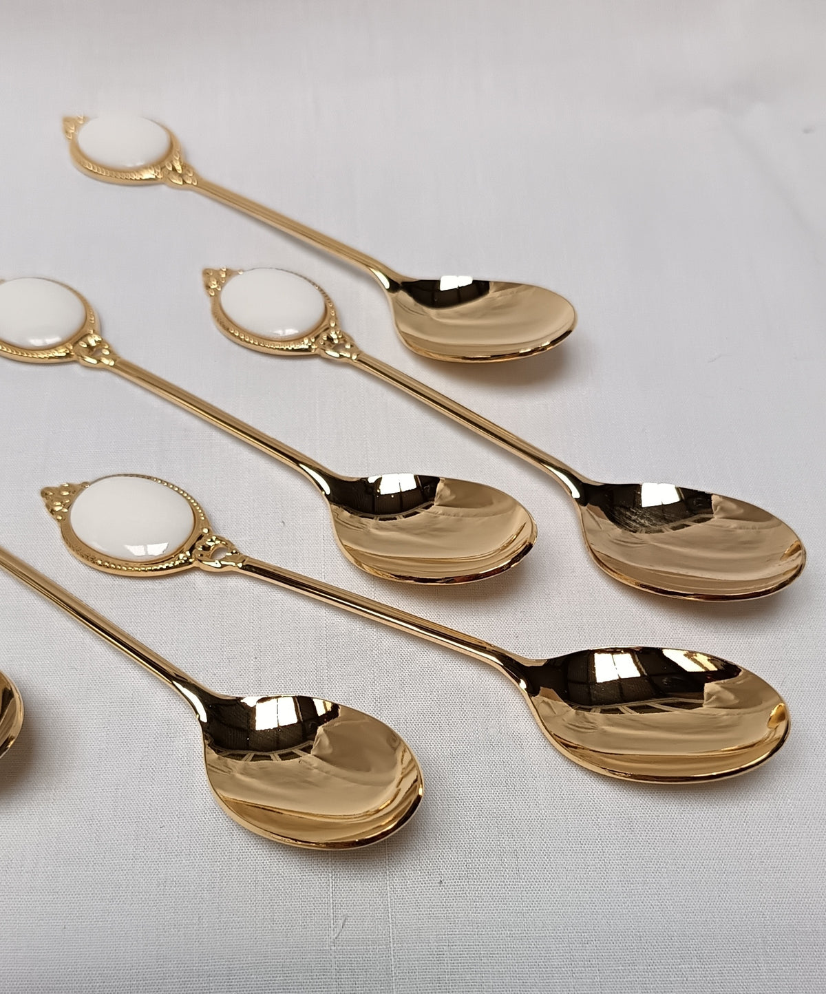 Royal Albert Val d’Or Gold Teaspoons – Set of Six (Unused, Mint Condition)