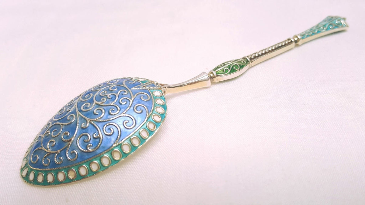 Turner & Simpson, Birmingham | Set of Six Sterling Silver and Plique-à-jour Enamel Teaspoons | Hallmarked Birmingham 1927 | Original Fitted Case | Excellent Condition
