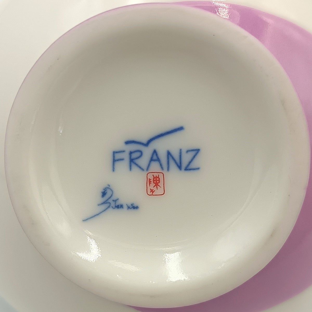 Franz Collection | Papillon Butterfly | Creamer | Porcelain | XP1947 | Designed by Jen Woo