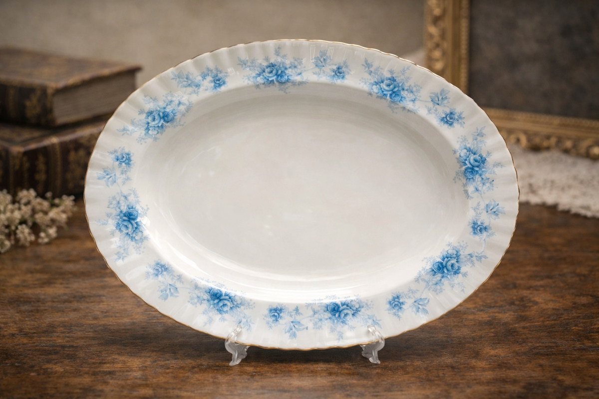 Royal Albert “Windsor Rose” Large Bone China Serving Platter – Elegant Vintage Collectible