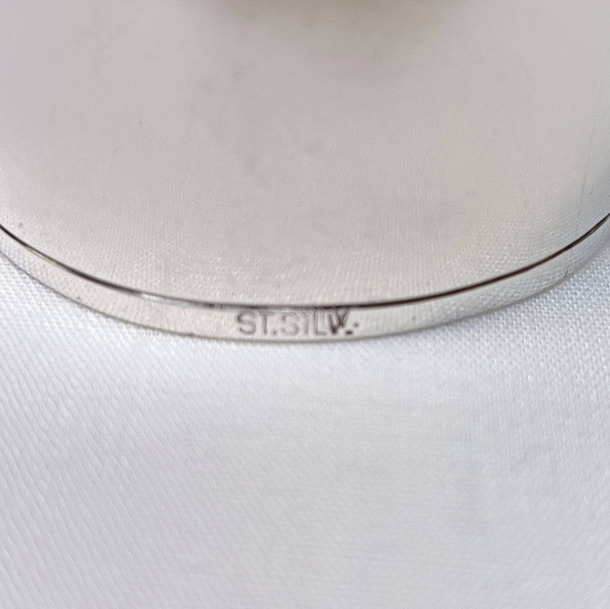 Continental Sterling Silver Napkin Ring — Engraved "Francisca", ST.SILV Marked, 30g, Very Good Condition
