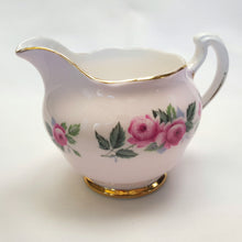 Load image into Gallery viewer, Colclough milk jug