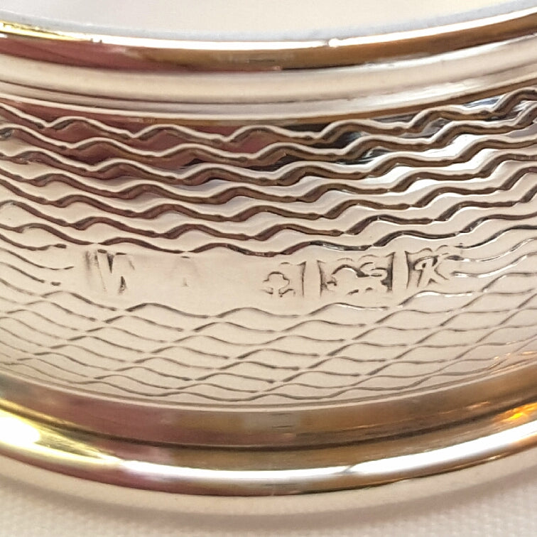 Hallmarked Sterling Silver Serviet Ring