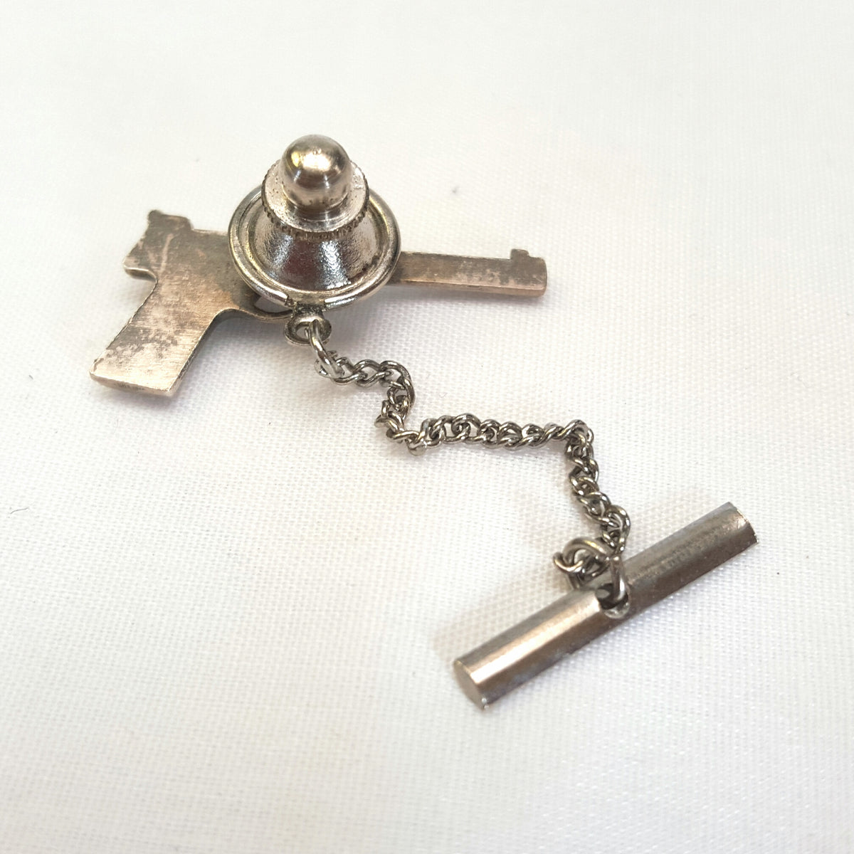 Unusual Vintage Sterling Silver ‘.22 Long Rifle’ Supermati Citation Lapel Pin with Safety Chain
