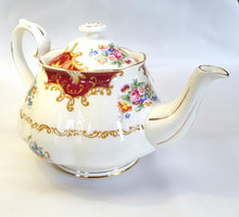 Load image into Gallery viewer, Royal Albert 'Canterbury' teapot