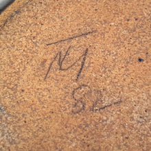 Load image into Gallery viewer, Tim Morris pottery vessel