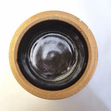 Load image into Gallery viewer, Tim Morris pottery vessel