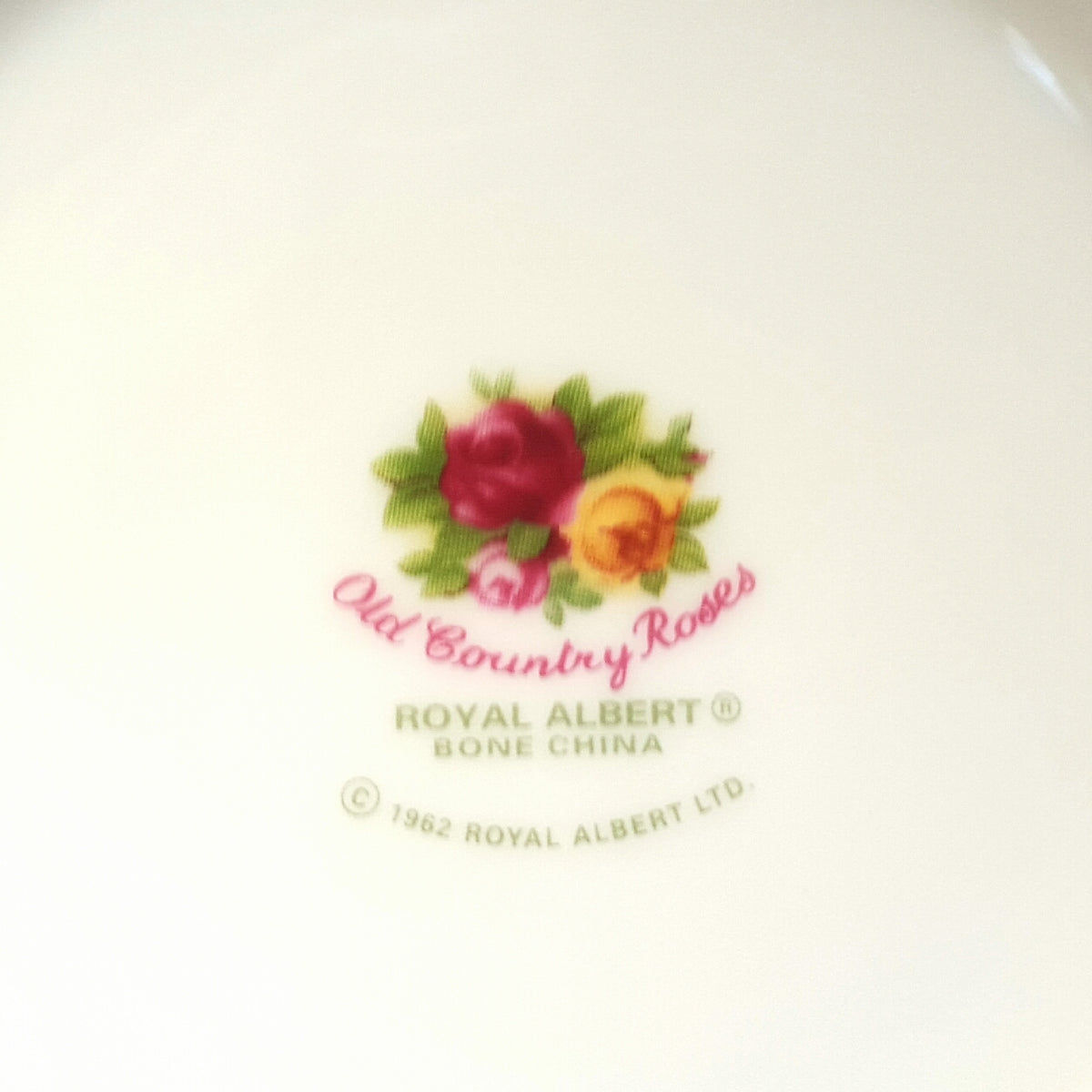 Royal Albert ‘Old Country Roses’ Large Lidded Sugar Bowl