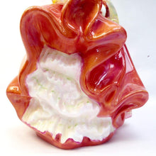 Load image into Gallery viewer, Royal Doulton 'Top o' the hill' figurine