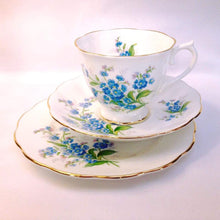 Load image into Gallery viewer, Royal Albert 'Forget-me-not' trio