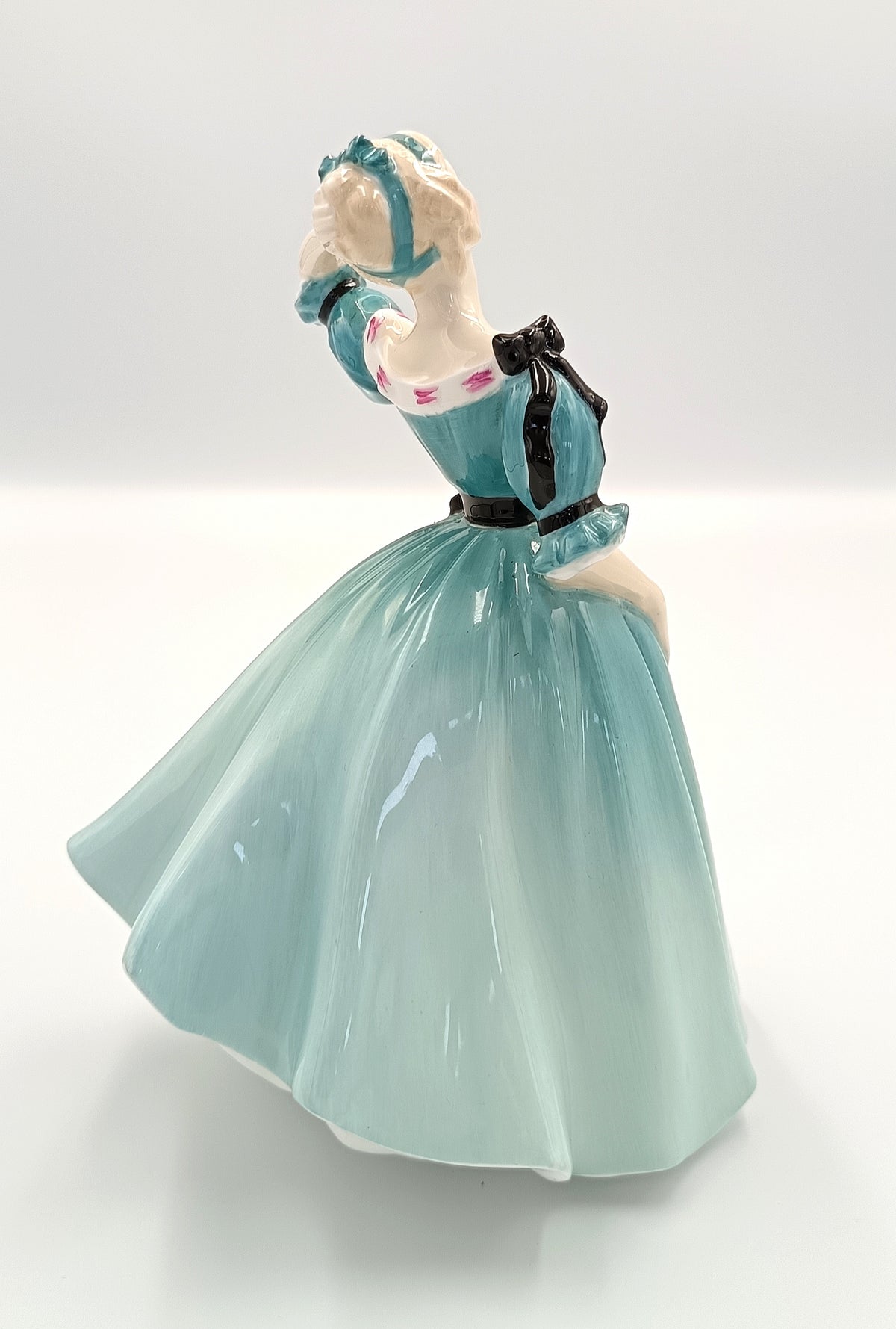 Royal Doulton Celeste HN 2237, Peggy Davies Figure, photo 7 of 13