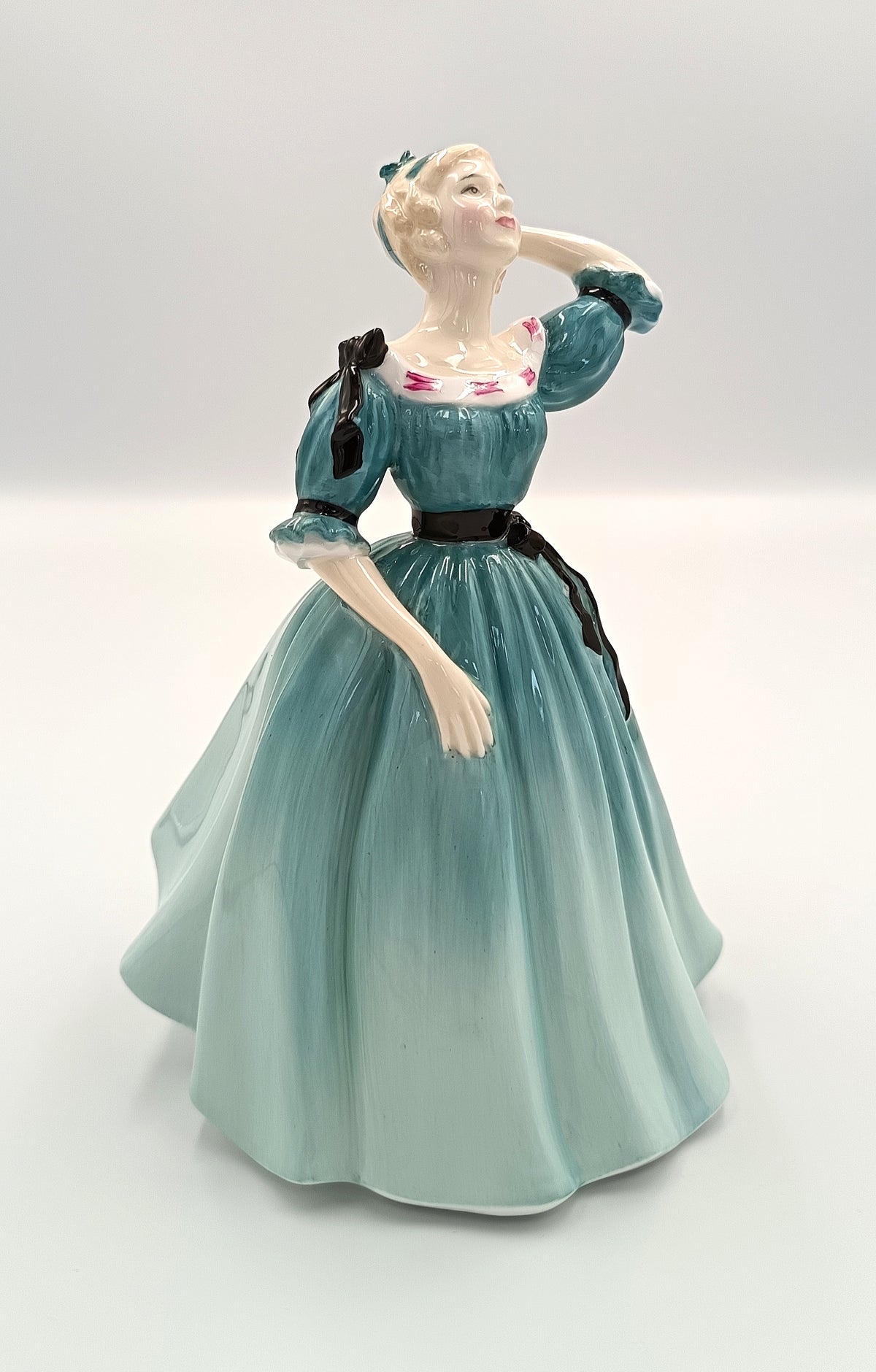 Royal Doulton Celeste HN 2237, Peggy Davies Figure, photo 8 of 13