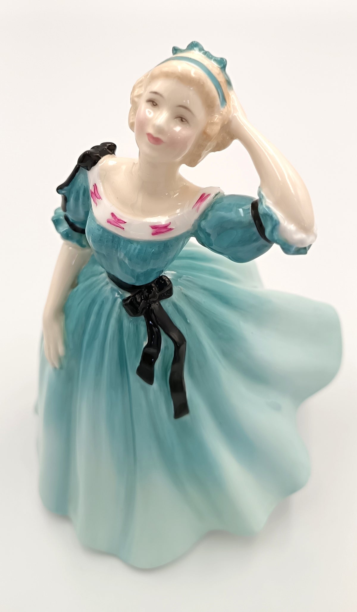 Royal Doulton Celeste HN 2237, Peggy Davies Figure, photo 10 of 13
