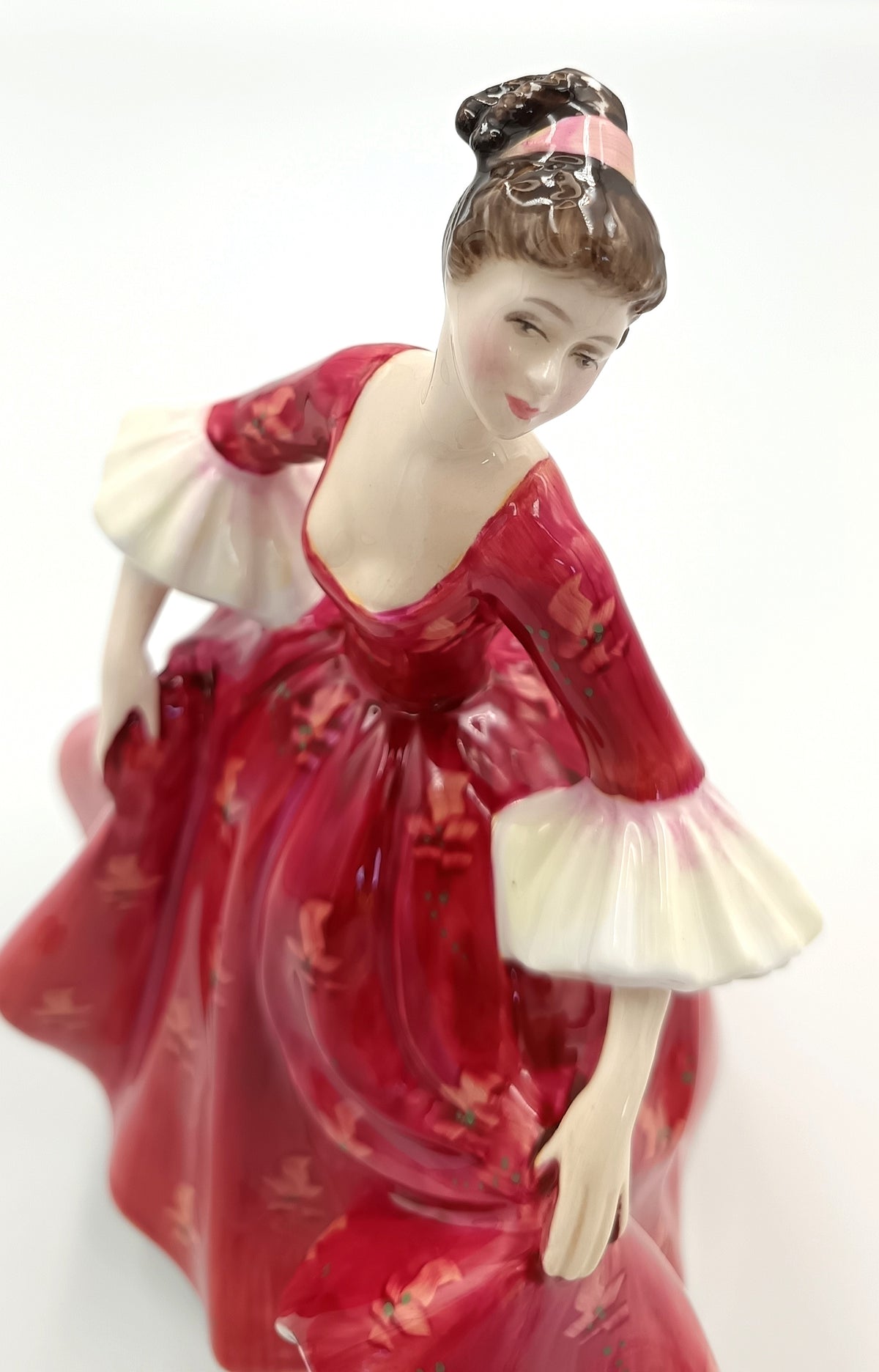 Royal Doulton Stephanie HN 2811, Peggy Davies Figure, photo 10 of 11