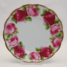 Load image into Gallery viewer, Royal Albert &#39;Old English Rose&#39; trios
