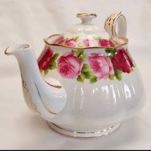 Load image into Gallery viewer, Royal Albert large (6-8 cup) &#39;Old English Rose&#39; teapot
