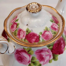 Load image into Gallery viewer, Royal Albert large (6-8 cup) &#39;Old English Rose&#39; teapot
