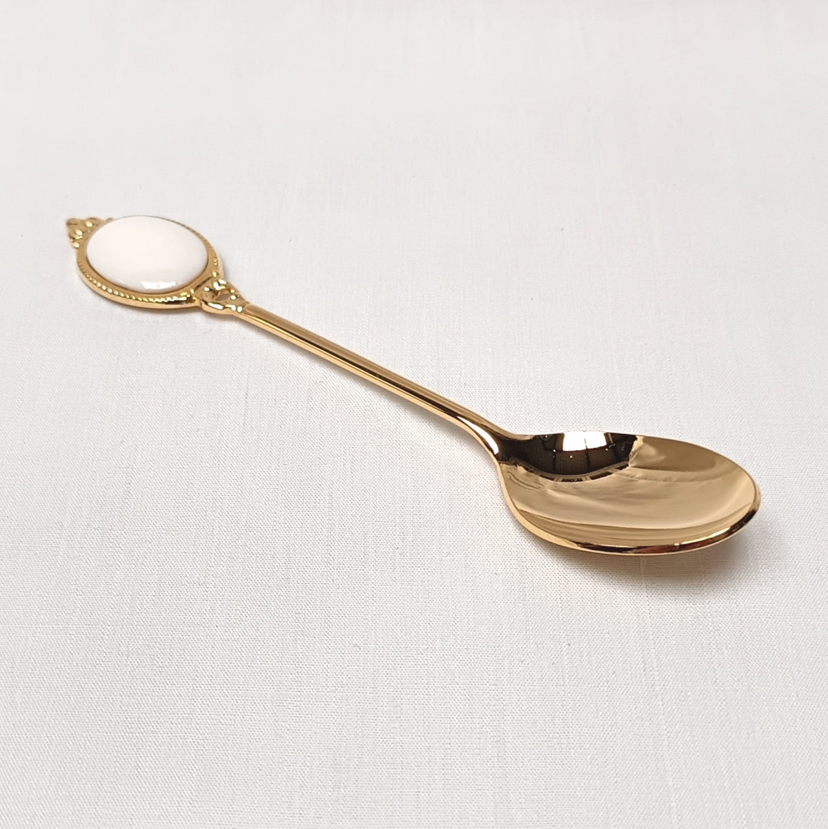Royal Albert Val d’Or Gold Teaspoon – Individual (Unused, Mint Condition)