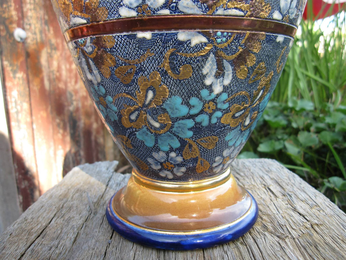 Royal Doulton Lambeth | Slater's Patent Chine Ware Vase | X2031 | Decorator Initials HN | c.1887–1893