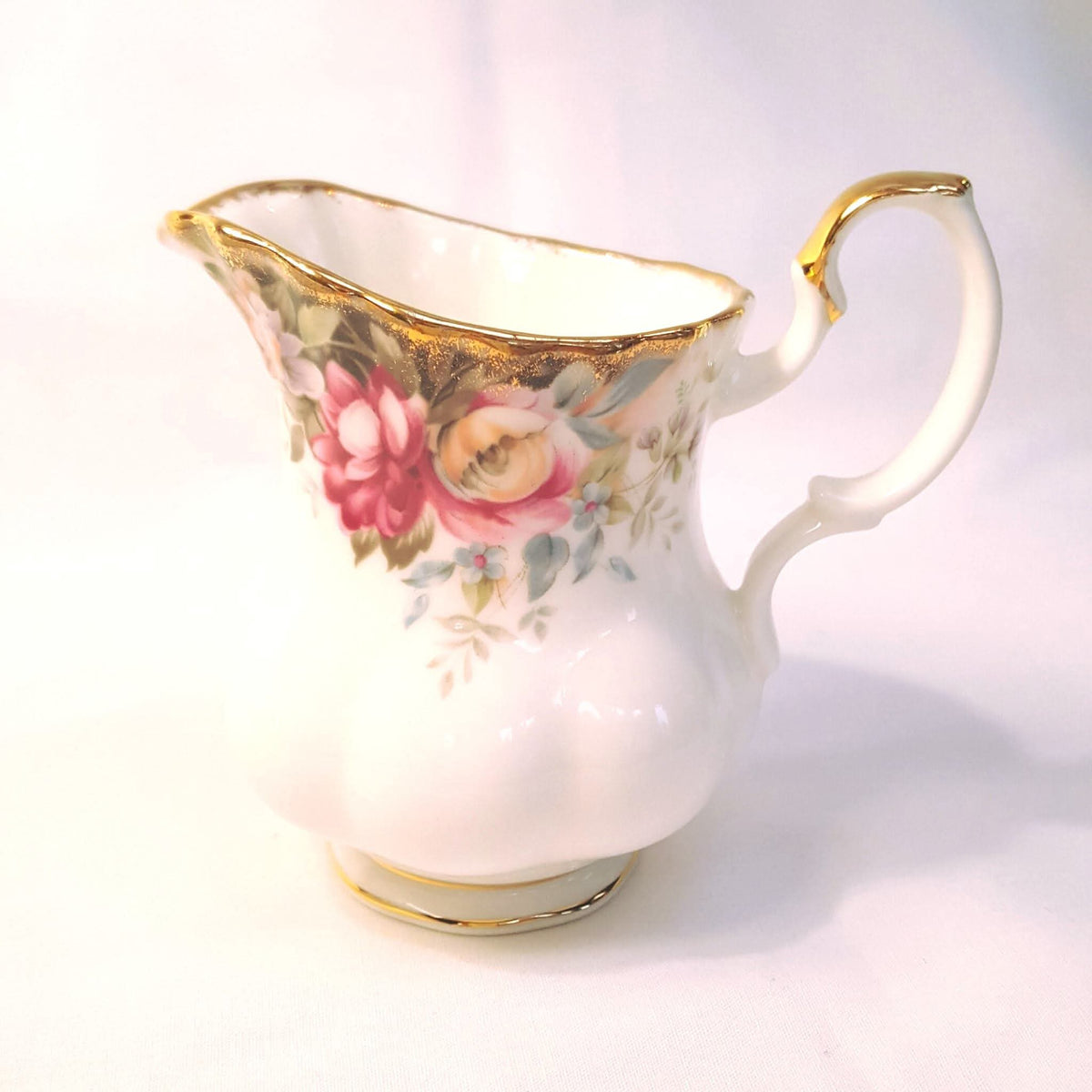 Royal Albert | Autumn Roses | Nine-Piece Coffee Set | Bone China | 1981