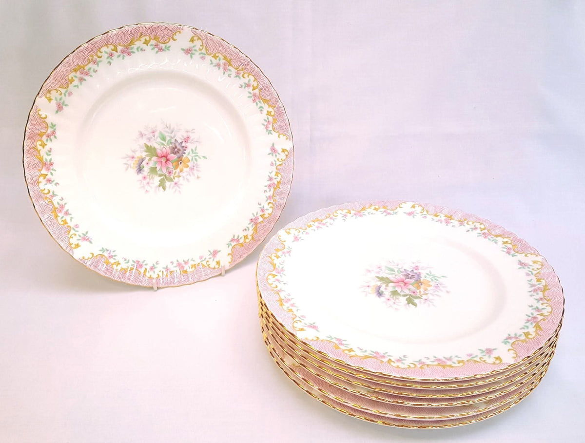 Royal Albert | 'Serenity' Pattern | 38-Piece Dinner Service | Bone China | Made in England | Mint Condition