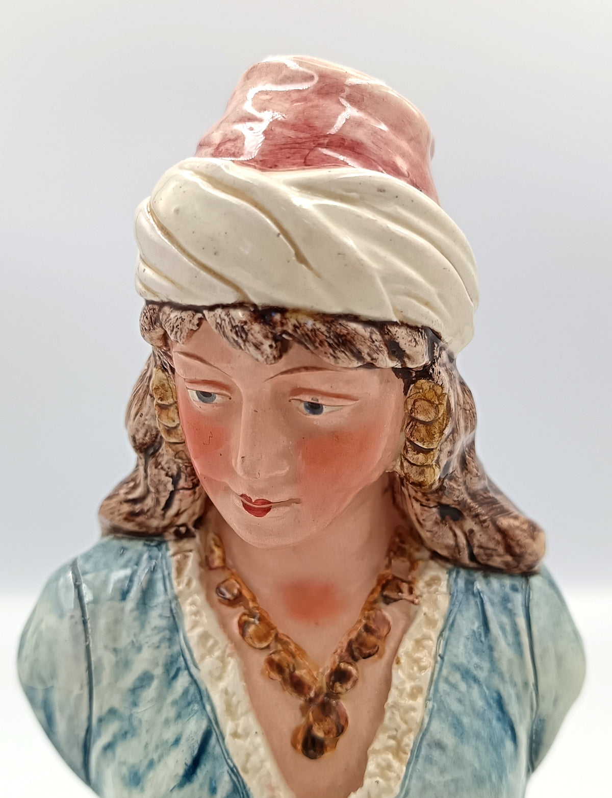 Pair of Orientalist Pottery Busts on Pedestals, photo 8 of 12