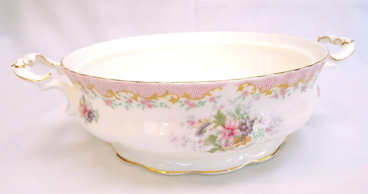 Royal Albert | 'Serenity' Pattern | 38-Piece Dinner Service | Bone China | Made in England | Mint Condition