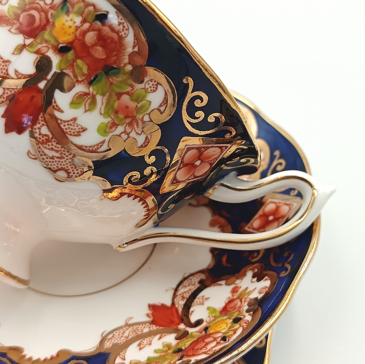 Royal Albert | Heirloom | Bone China Trio | England, c.1940s–1960s