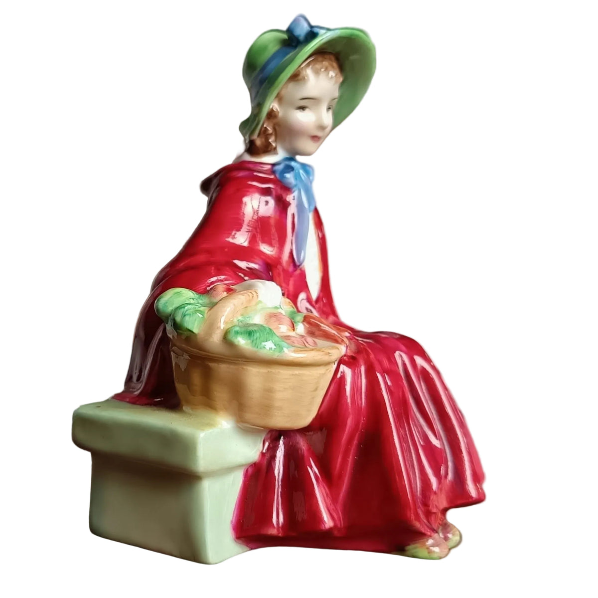 Royal Doulton Linda HN2106 figurine | Bone China | Designed by Leslie Harradine | 1953–1976