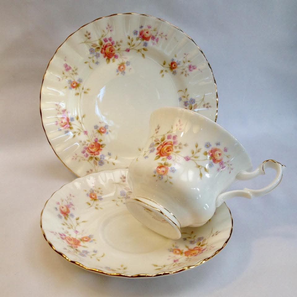 Royal Albert 'Peach Rose' Bone China Trios — Peach Roses & Forget-Me-Nots on Cream, England, © 1982 — Pair