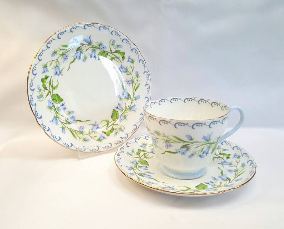Shelley | Harebell | Richmond Shape | Trio | Fine Bone China | England | c.1945–1966