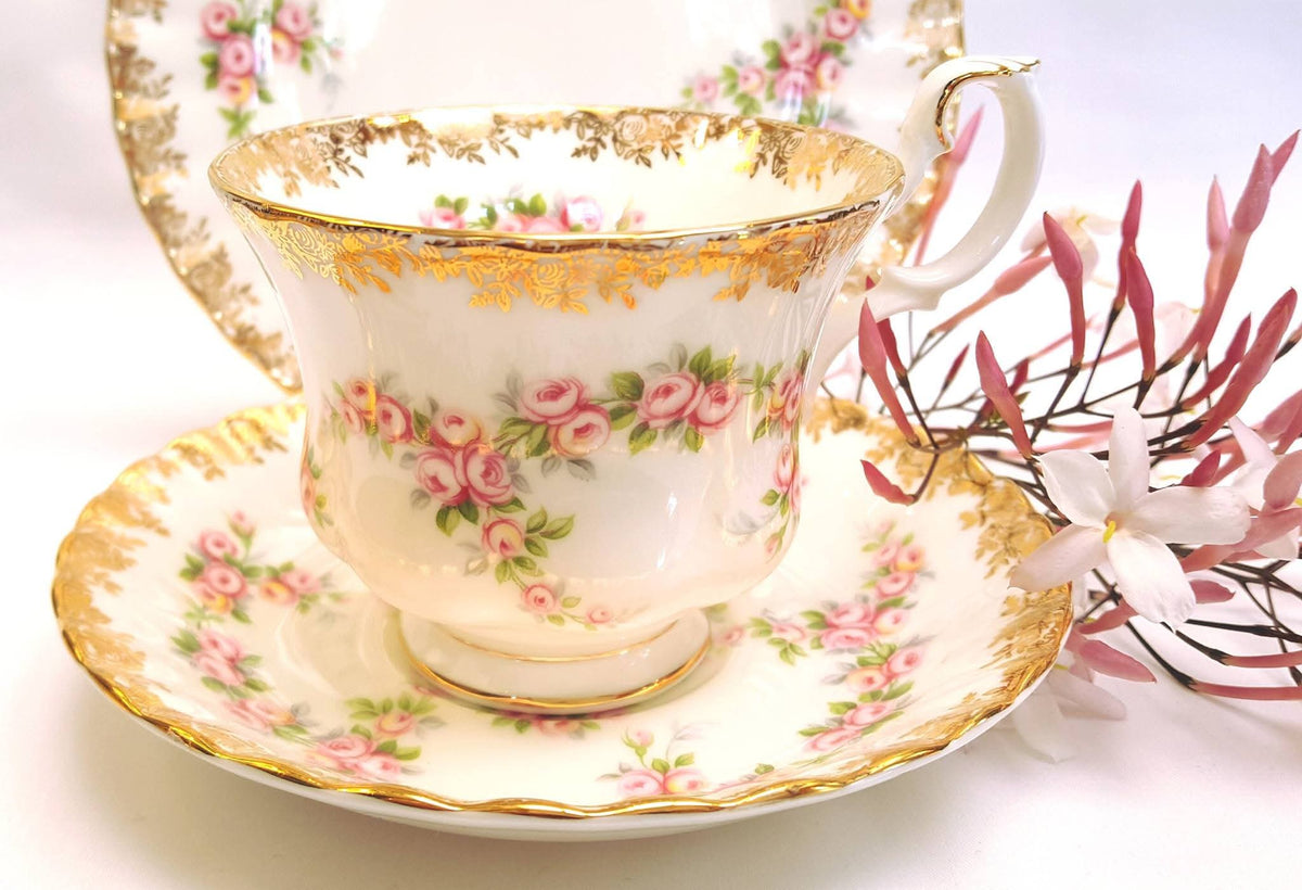 Royal Albert | Dimity Rose | Trio | © Royal Albert Ltd 1969