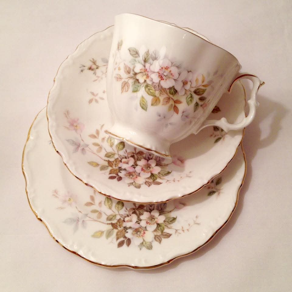 Royal Albert 'Haworth' Bone China Trios — Wild Rose Spray on White, England, © 1982 — Set of Five