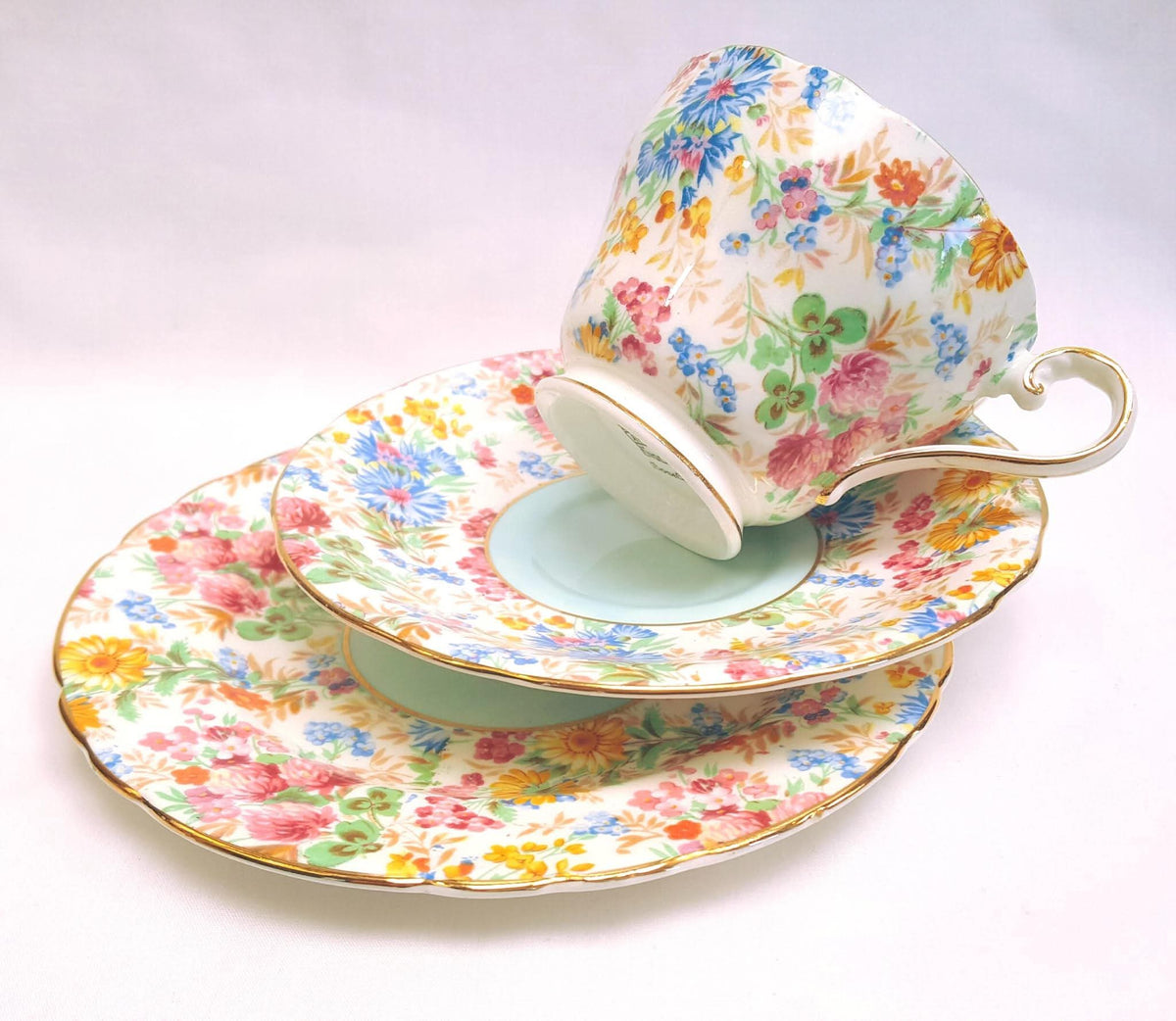 Aynsley | 'Summer Chintz' Pattern C802 | Part Tea Service — Three Trios, Milk Jug & Sugar Bowl | Bone China | Circa 1940s | Excellent Condition