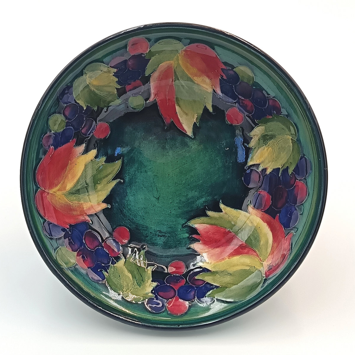 Moorcroft | Leaf and Berry | Footed Bowl | Tube-Lined Earthenware | England, c.1928–1935