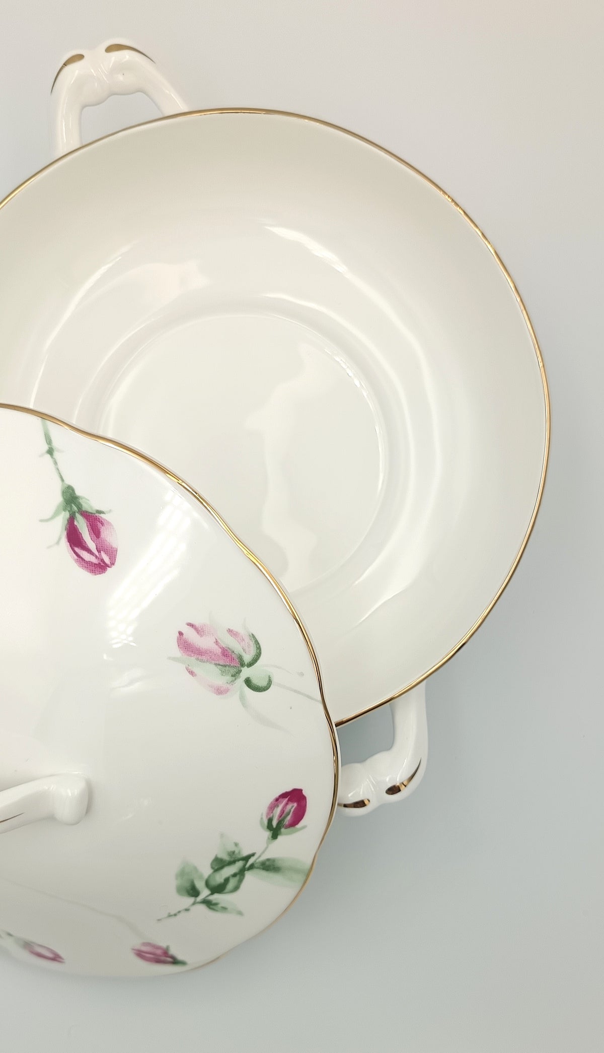 Royal Albert | Rose Clouds | Covered Serving Dish | Bone China | England, 21st Century