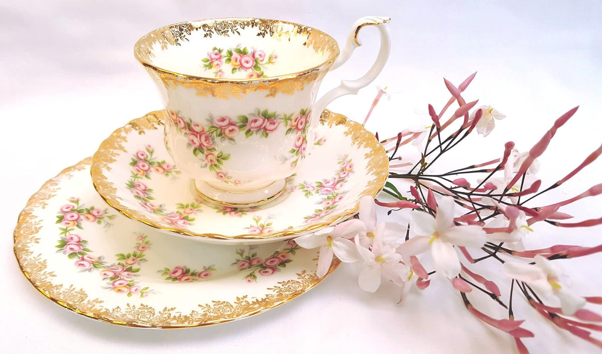 Royal Albert | Dimity Rose | Trio | © Royal Albert Ltd 1969