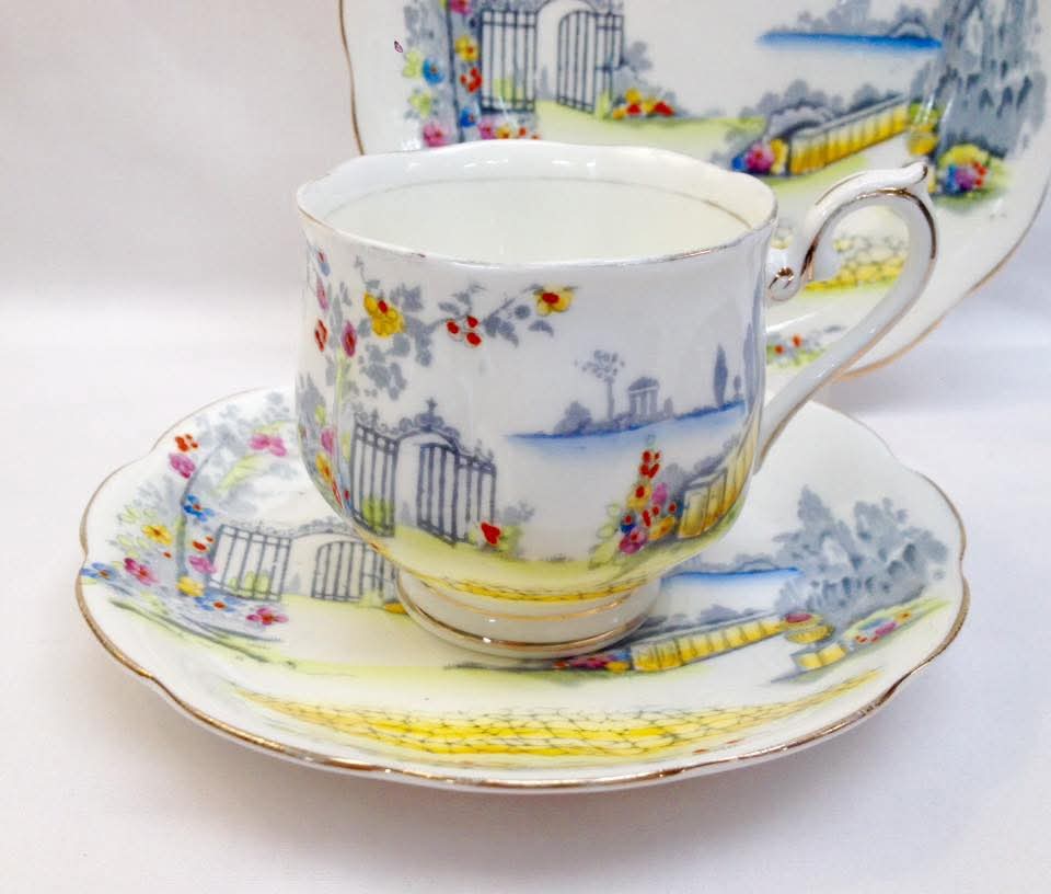 Royal Albert | Rosedale | Tea-for-Two Set | Bone China | England, c.1940s–1950s