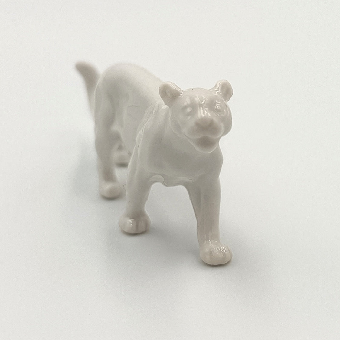Rosenthal | White Porcelain Miniature Leopard Figurine | Prowling Pose | Selb-Plössberg | c.1953–1970s