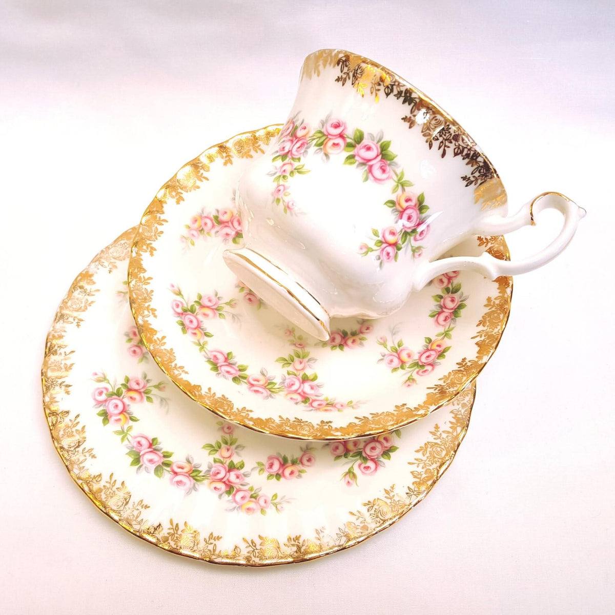 Royal Albert | Dimity Rose | Trio | © Royal Albert Ltd 1969
