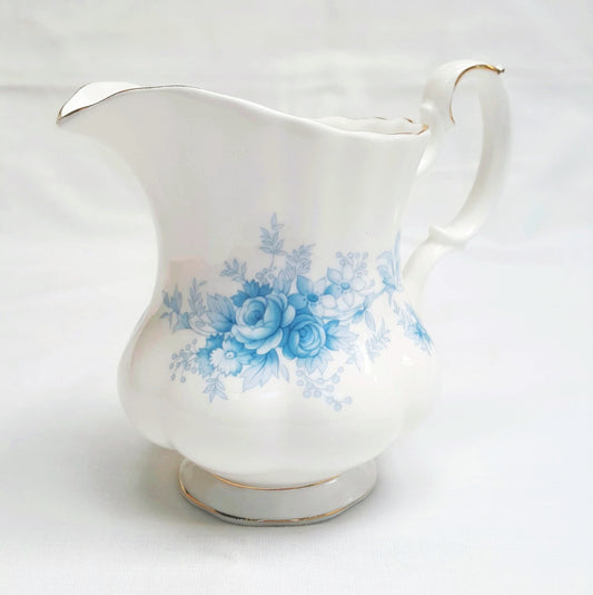 Royal Albert “Windsor Rose” Bone China Milk Jug – Made in England