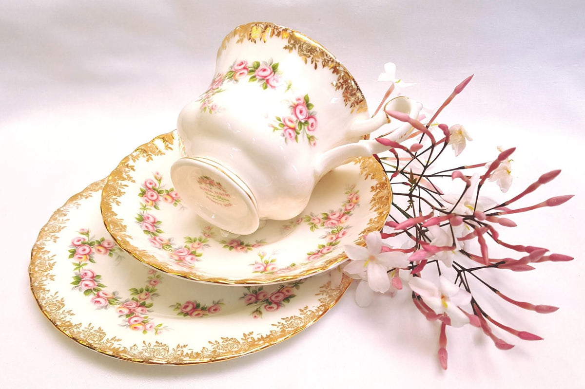 Royal Albert | Dimity Rose | Trio | © Royal Albert Ltd 1969