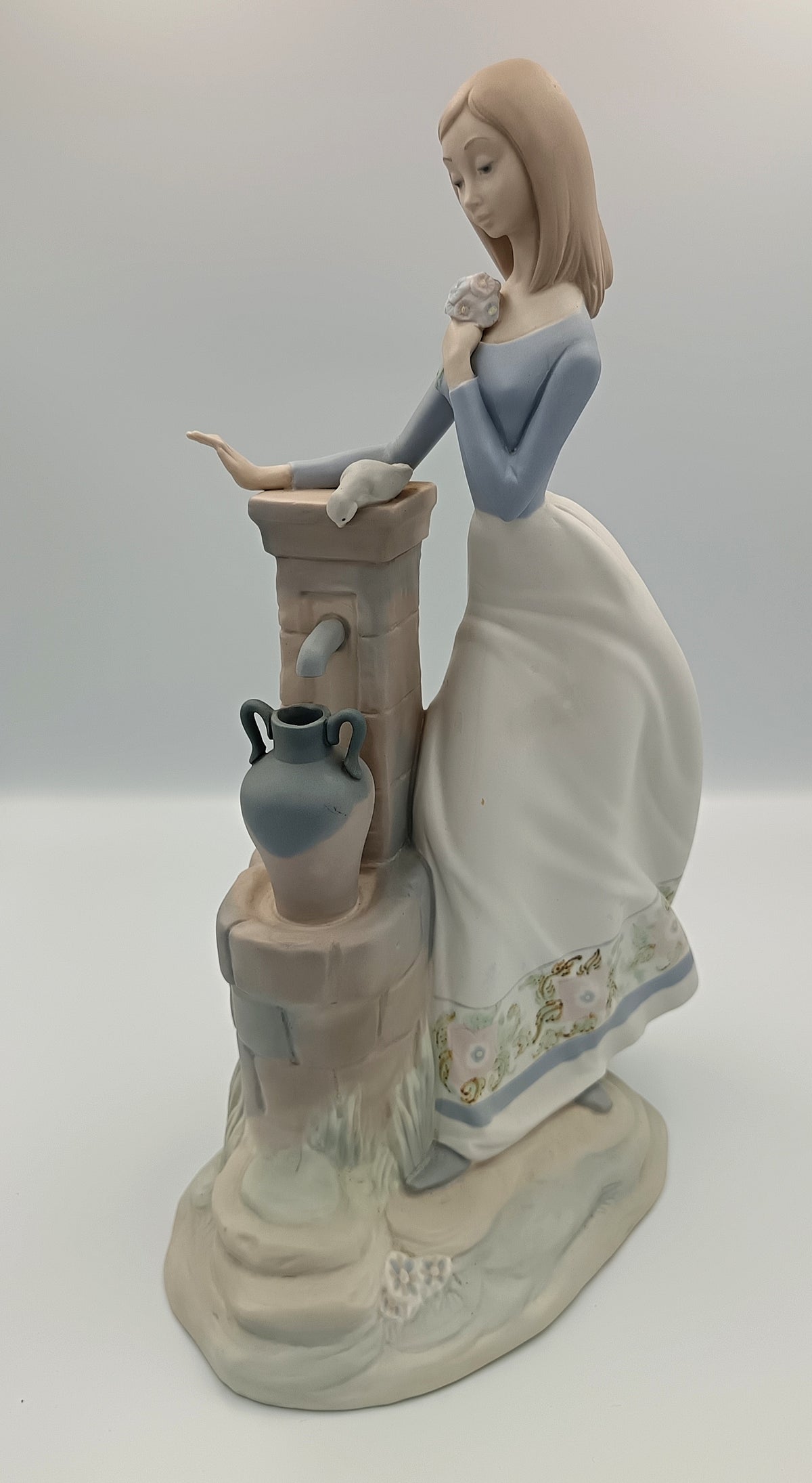 Zaphir by Lladró ‘Making a Wish’ Porcelain Figure, photo 2 of 8