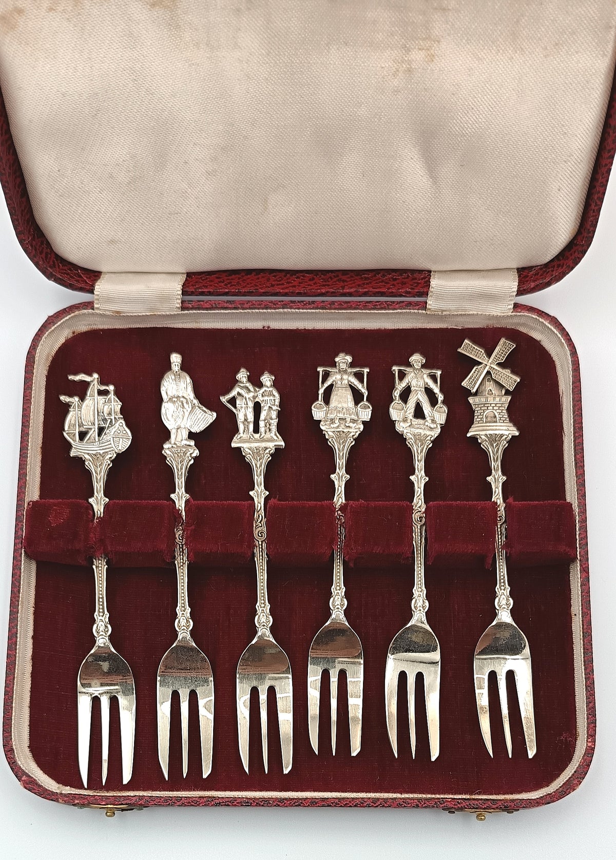 Silver Plate | Dutch Motif Figural Cake Forks | Set of Six | Original Presentation Case | Mid-20th Century