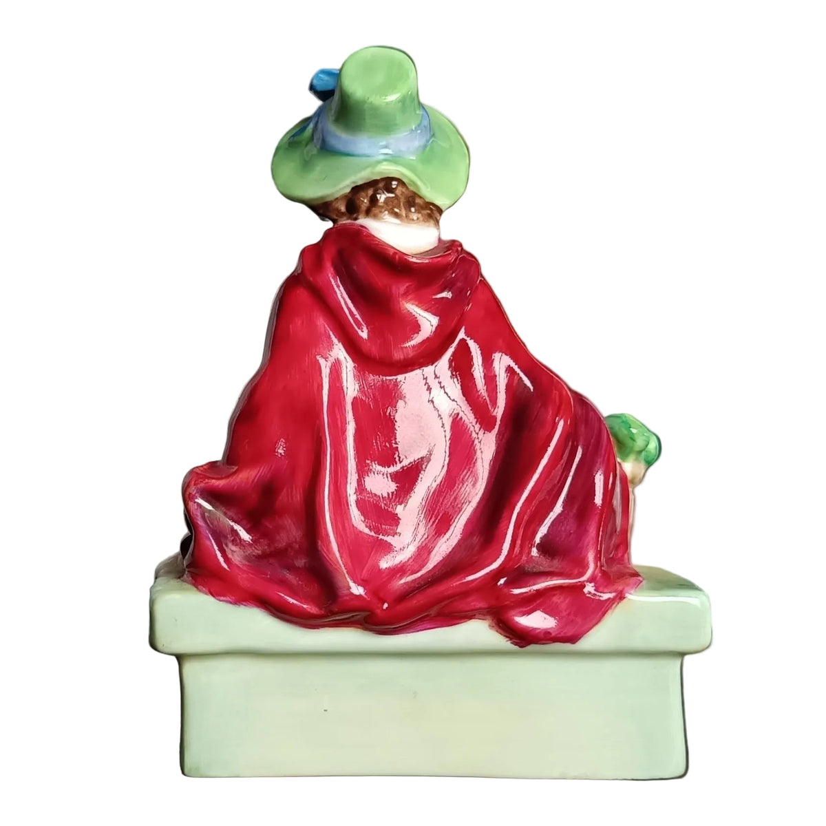 Royal Doulton Linda HN2106 figurine | Bone China | Designed by Leslie Harradine | 1953–1976