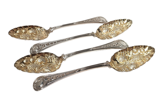 Exquisite Victorian Silver‑Plated & Gilt Berry Spoon Set (4) – Ornate Fruit Motif, John Round & Son, 1866